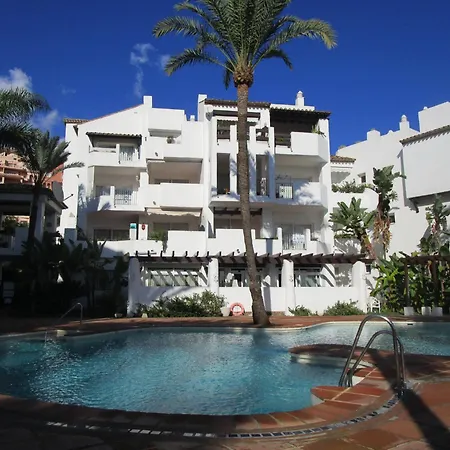 Groundfloor With Pool View Manilva