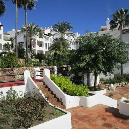 Groundfloor With Pool View Appartement Manilva