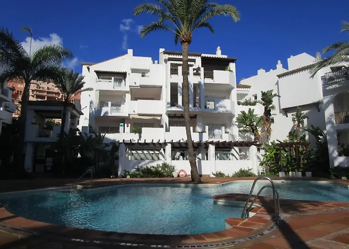 Groundfloor With Pool View Manilva